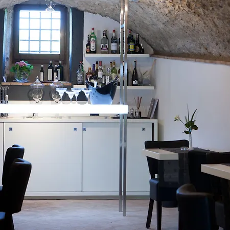 Tenuta Di Canonica Otel