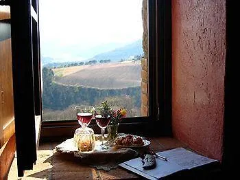 Tenuta Di Canonica Otel