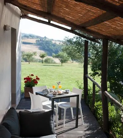 Hotel Tenuta Di Canonica