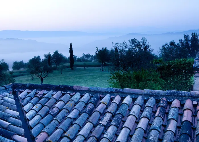 מלון Tenuta Di Canonica טודי